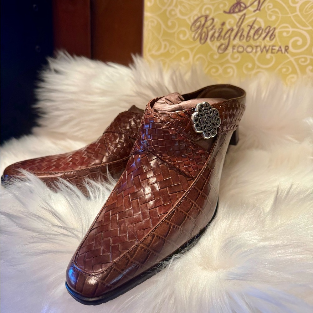 Brighton Women's Rust Woven Twain Leather Mules